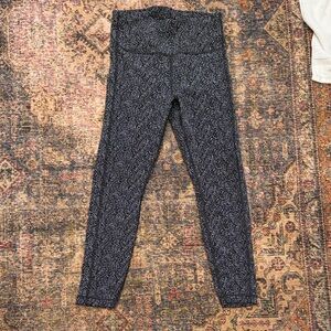Athleta Ultimate Textured 7/8 Tight